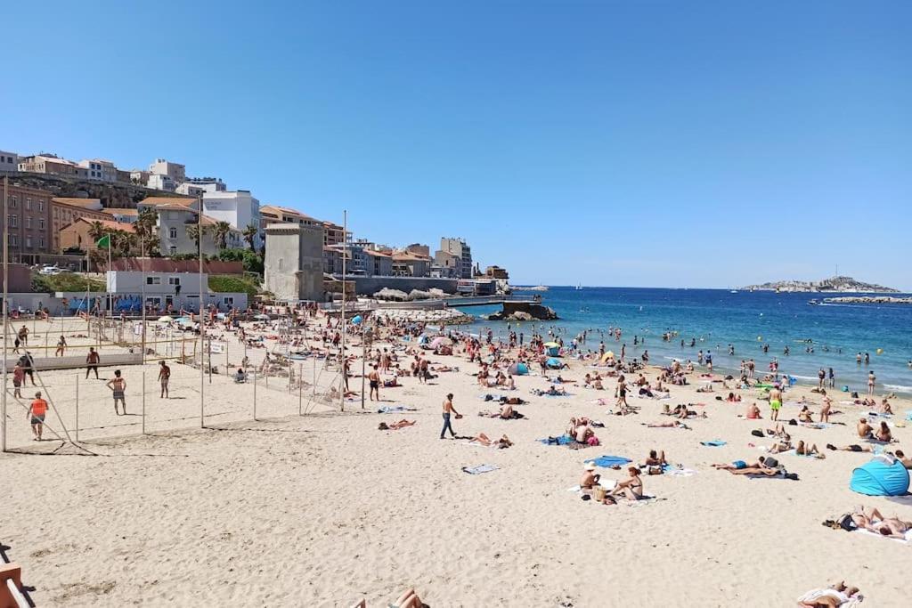 Super T2 Climatise Avec Balcon A Pied Plage Catalan Марсель Екстер'єр фото